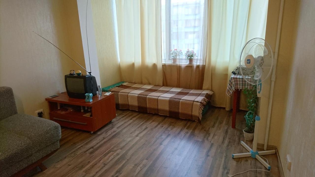 Comfortable Apartment On The River Bank كييف المظهر الخارجي الصورة
