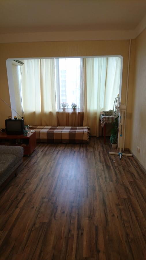 Comfortable Apartment On The River Bank كييف المظهر الخارجي الصورة