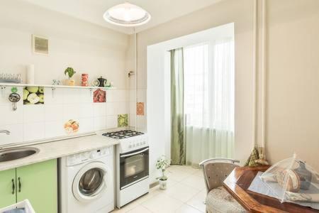 Comfortable Apartment On The River Bank كييف المظهر الخارجي الصورة